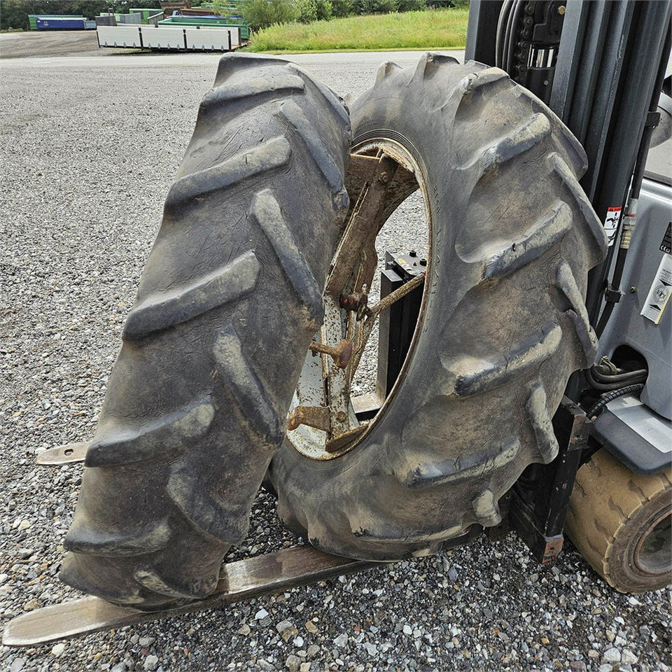 جرار Massey Ferguson MF135: صور 48