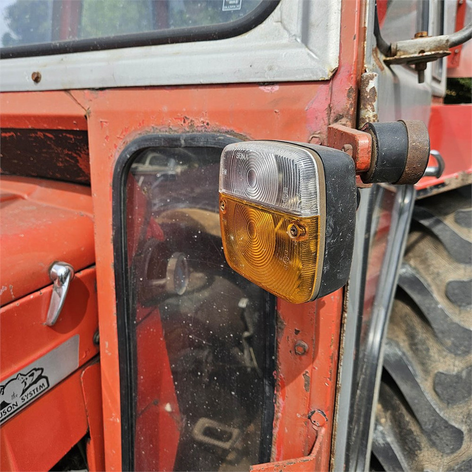 جرار Massey Ferguson MF135: صور 31
