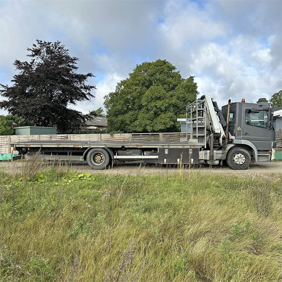 Mercedes Atego 1524 LL - شاحنات مسطحة, شاحنة كرين: صور 3 Mercedes Atego 1524 LL - شاحنات مسطحة, شاحنة كرين: صور 3