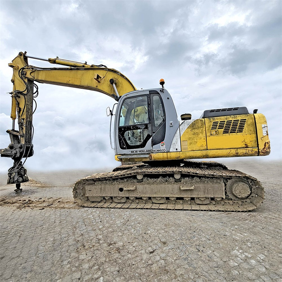 New Holland E265 - حفارات زحافة: صور 1 New Holland E265 - حفارات زحافة: صور 1