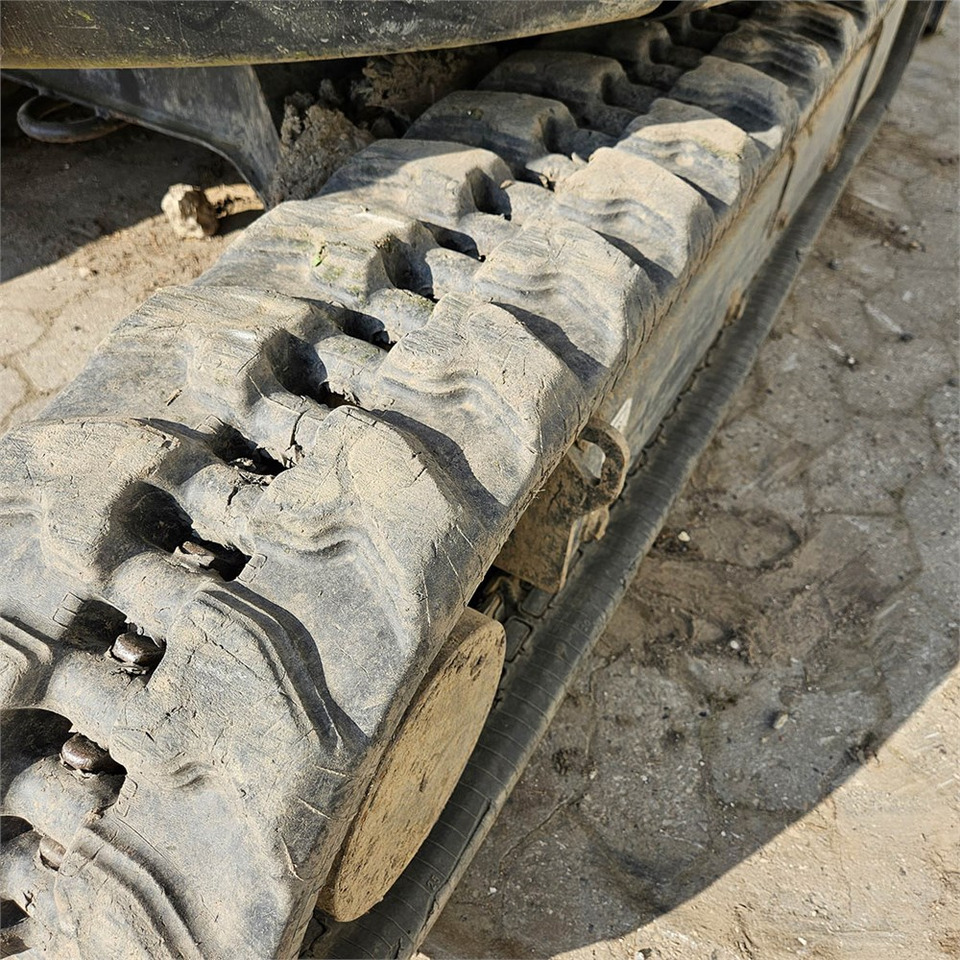 حفارة مصغرة New Holland E26C: صور 40