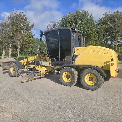 New Holland F 106.7A - آلة تسوية الأرض: صور 5 New Holland F 106.7A - آلة تسوية الأرض: صور 5