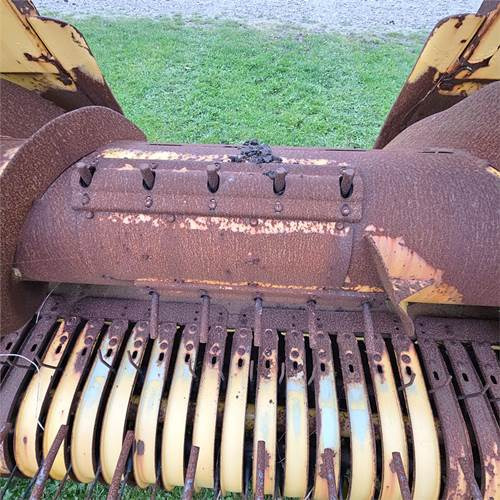 آلة حصاد New Holland FX40: صور 10