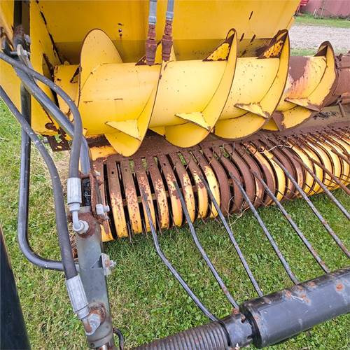 آلة حصاد New Holland FX40: صور 8