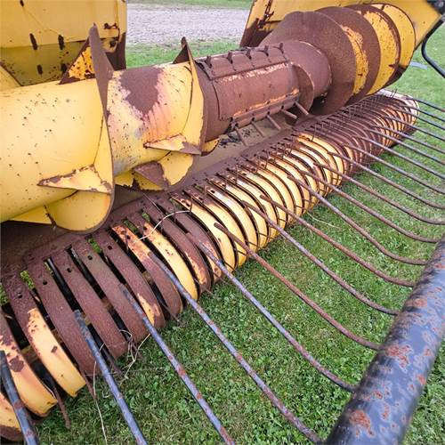 New Holland FX40 - آلة حصاد: صور 2 New Holland FX40 - آلة حصاد: صور 2