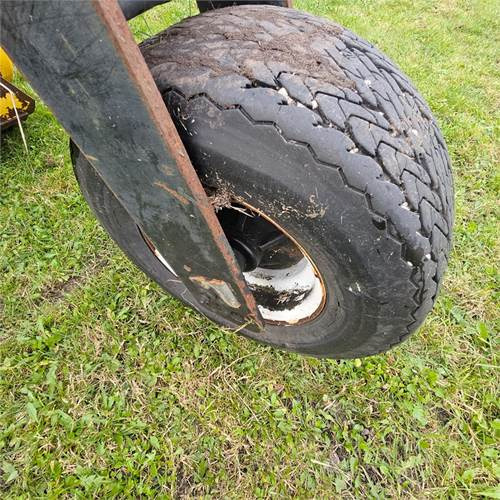 آلة حصاد New Holland FX40: صور 14