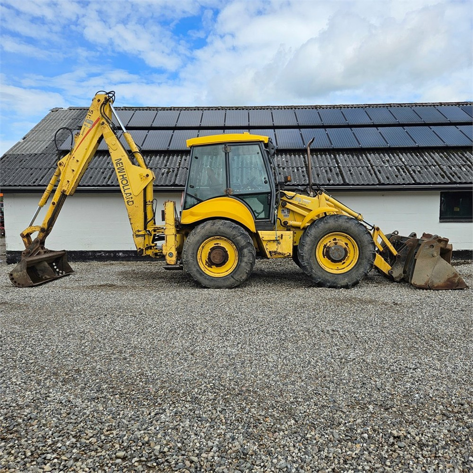 New Holland LB115-4PS - حفار متعدد الاستخدام: صور 2 New Holland LB115-4PS - حفار متعدد الاستخدام: صور 2
