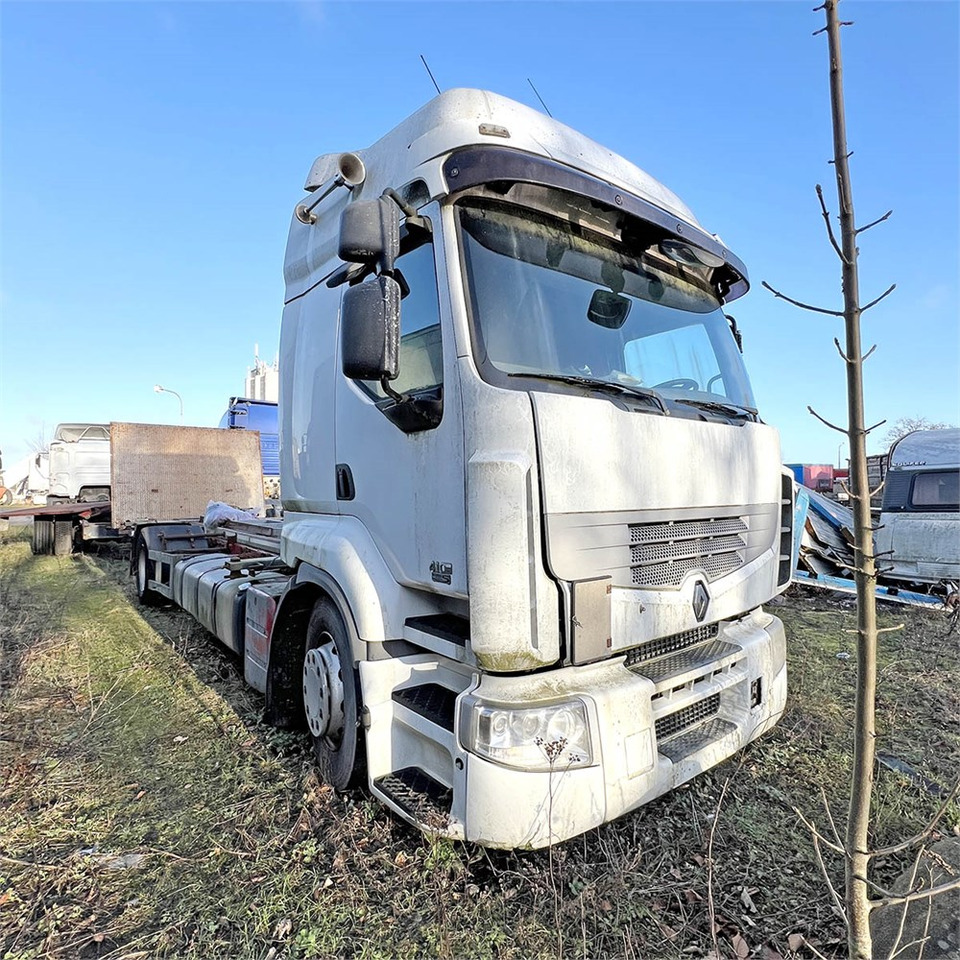 Renault 410 DXI Premimium - الشاسيه شاحنة: صور 2 Renault 410 DXI Premimium - الشاسيه شاحنة: صور 2