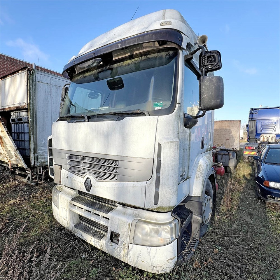 Renault 410 DXI Premimium - الشاسيه شاحنة: صور 4 Renault 410 DXI Premimium - الشاسيه شاحنة: صور 4