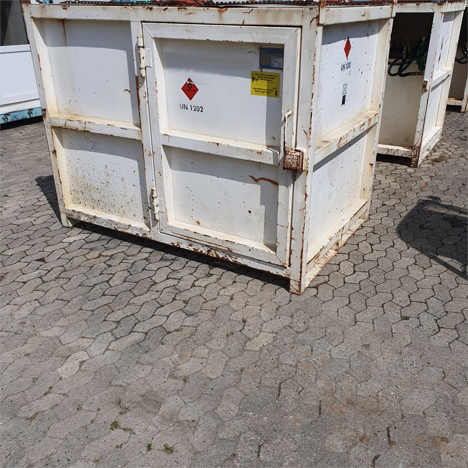 Roug A/S 2000 liter - خزان تخزين: صور 1 Roug A/S 2000 liter - خزان تخزين: صور 1