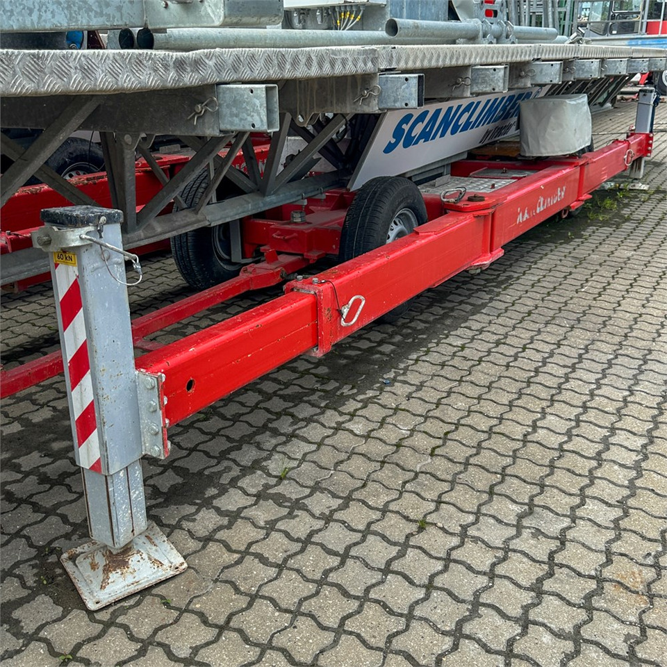 منصات هيدروليكية متنقلة Scanclimber SC 8000: صور 10 منصات هيدروليكية متنقلة Scanclimber SC 8000: صور 10