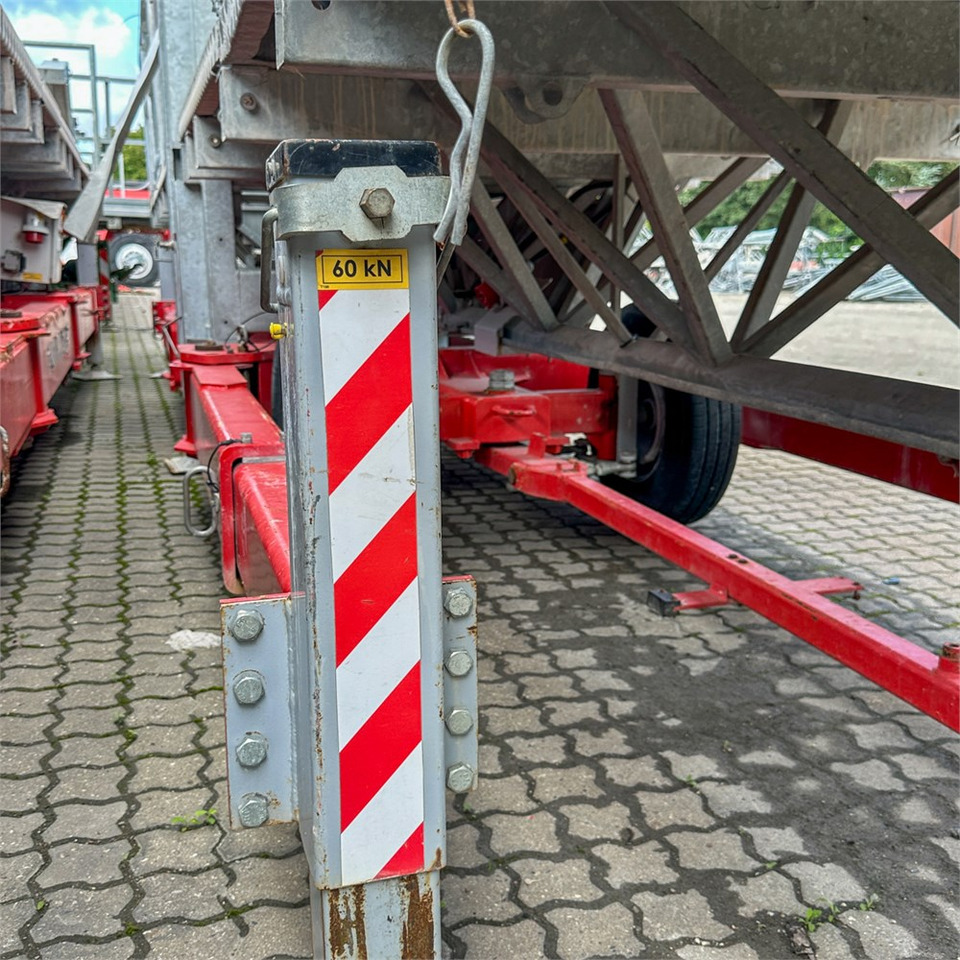 منصات هيدروليكية متنقلة Scanclimber SC 8000: صور 12 منصات هيدروليكية متنقلة Scanclimber SC 8000: صور 12