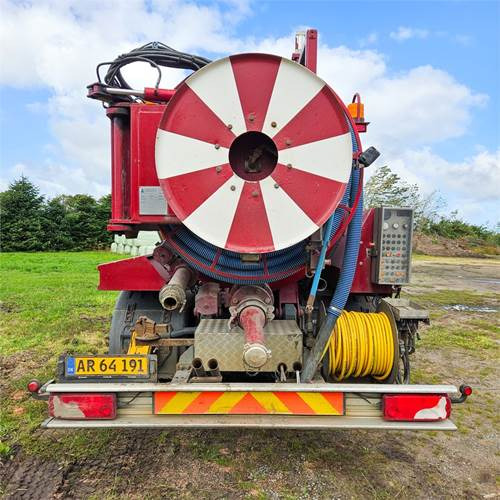 Scania P250 - فراغ شاحنة: صور 2 Scania P250 - فراغ شاحنة: صور 2