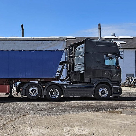 Scania V8 PGR 730 - شاحنة جرار: صور 5 Scania V8 PGR 730 - شاحنة جرار: صور 5