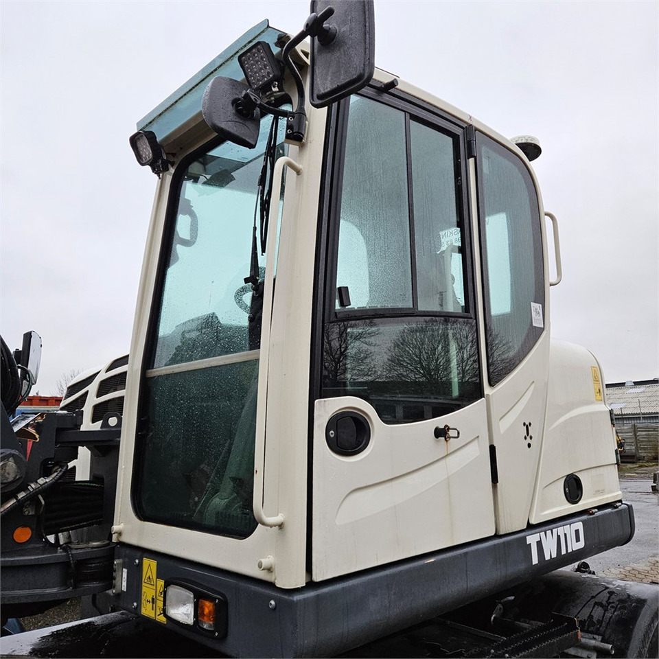 حفارة على عجلات Schaeff-Terex TW110: صور 13