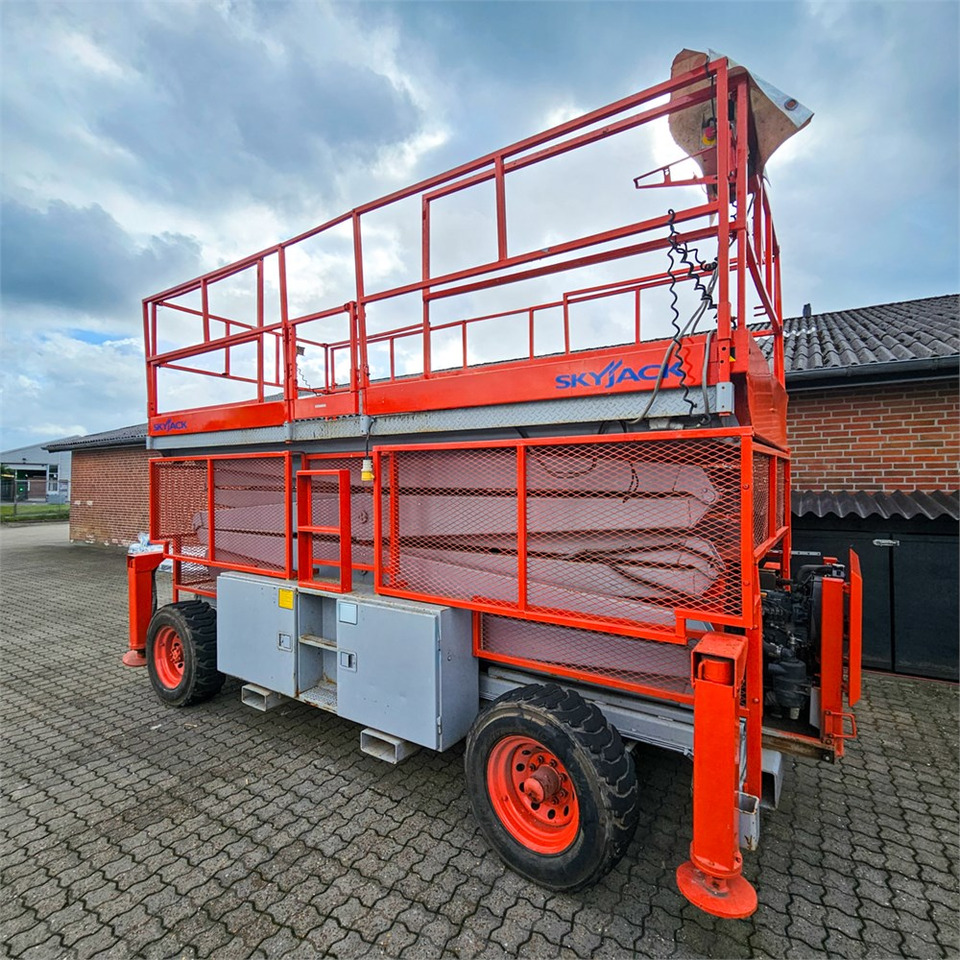 Skyjack SJ9250 - رافعات مقصية: صور 5 Skyjack SJ9250 - رافعات مقصية: صور 5