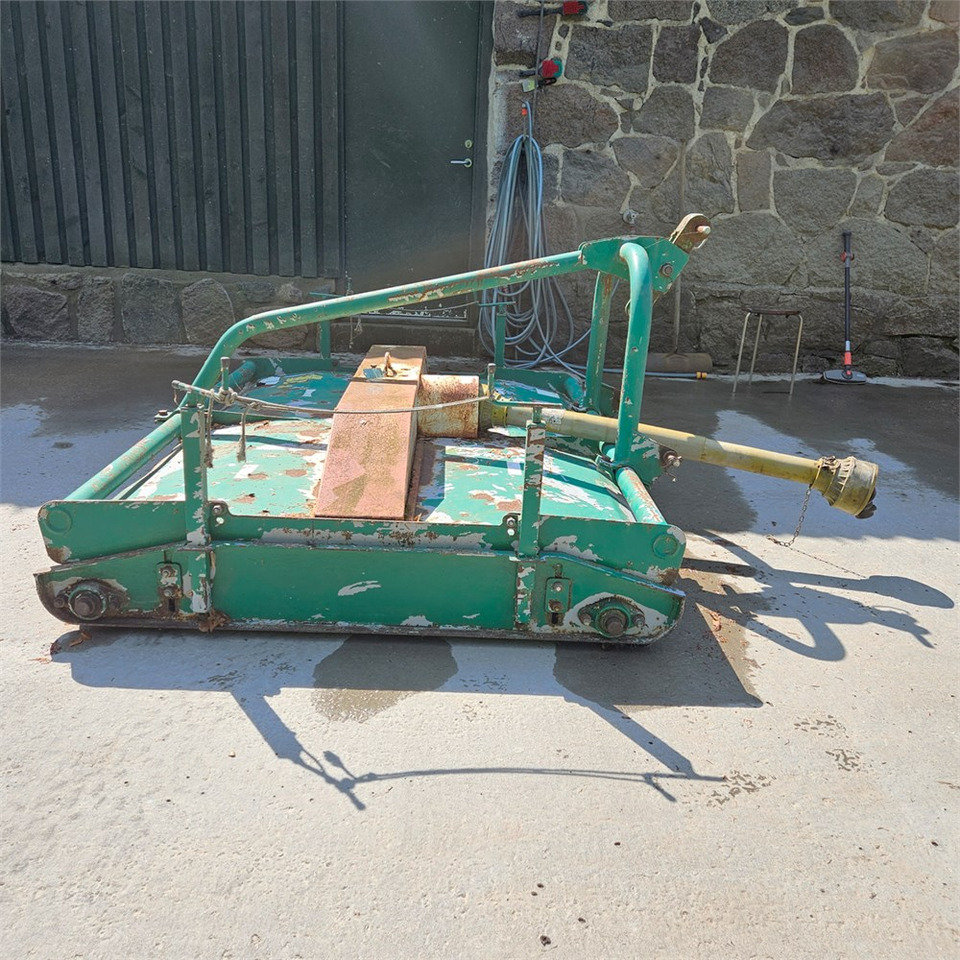 Spearhead Roller Mower - جزازة المروج: صور 2 Spearhead Roller Mower - جزازة المروج: صور 2
