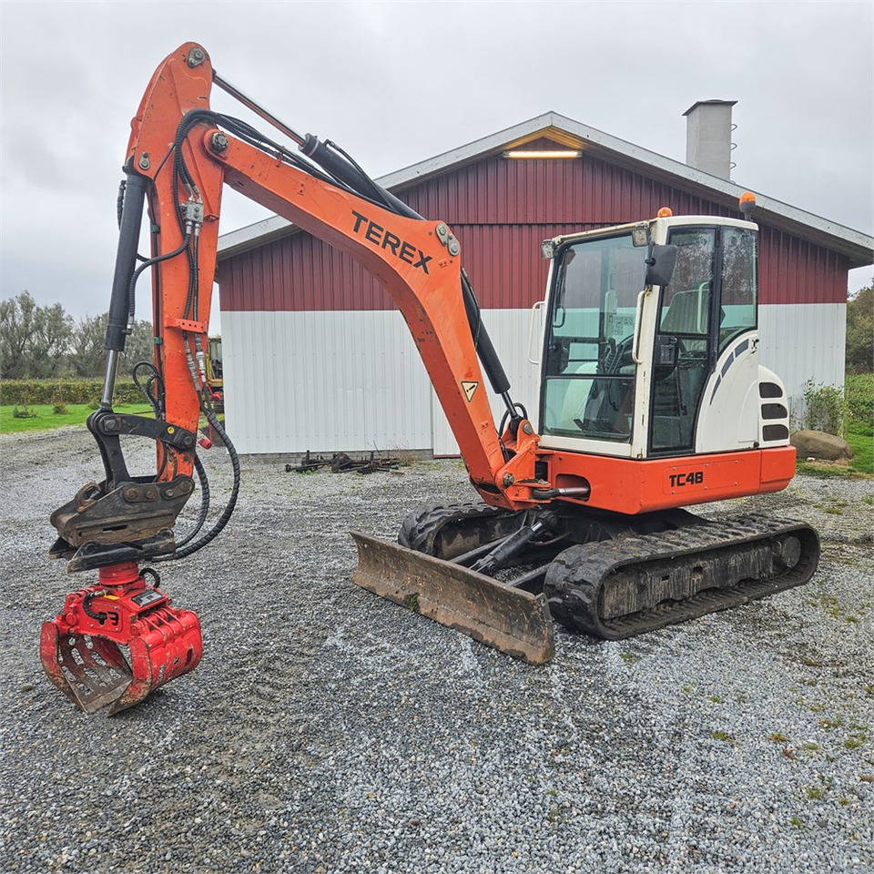 Terex TC48 - حفارة مصغرة: صور 3 Terex TC48 - حفارة مصغرة: صور 3