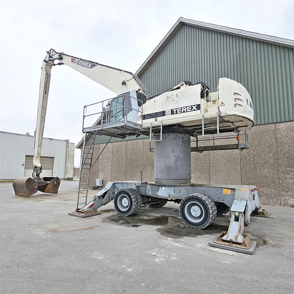 Terex TM520 - حفارة النقل والشحن: صور 4 Terex TM520 - حفارة النقل والشحن: صور 4