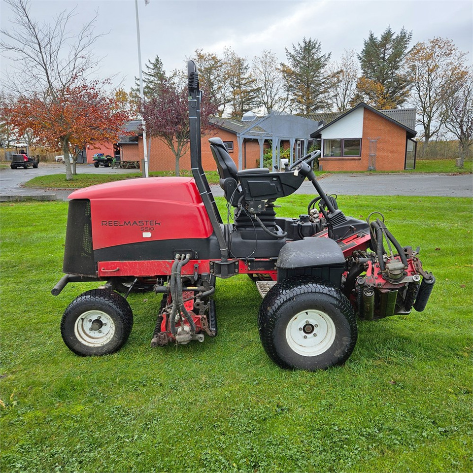 Toro Realmaster 5510 - جزازة المروج: صور 3 Toro Realmaster 5510 - جزازة المروج: صور 3