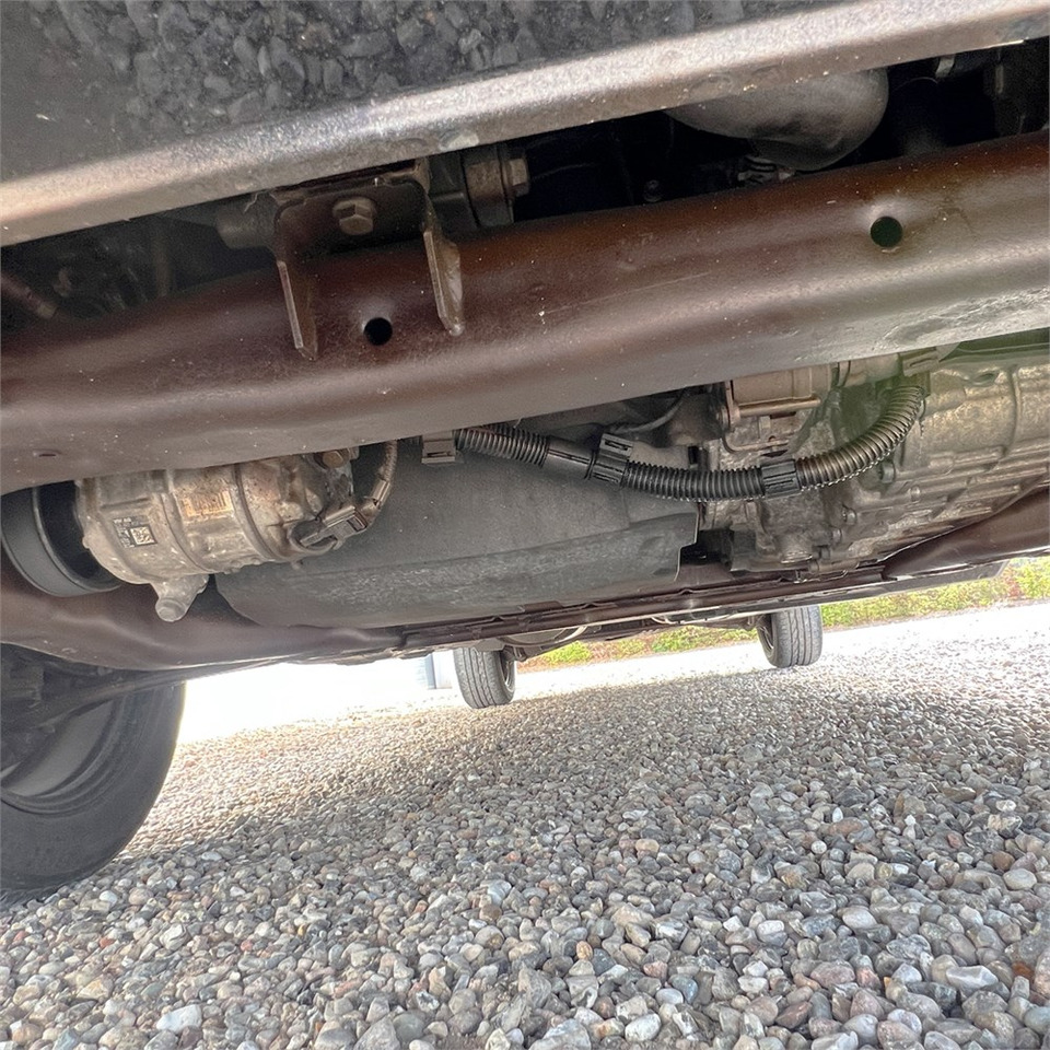 فان المدمجة VW Transporter 2.0 Tdi 204: صور 35