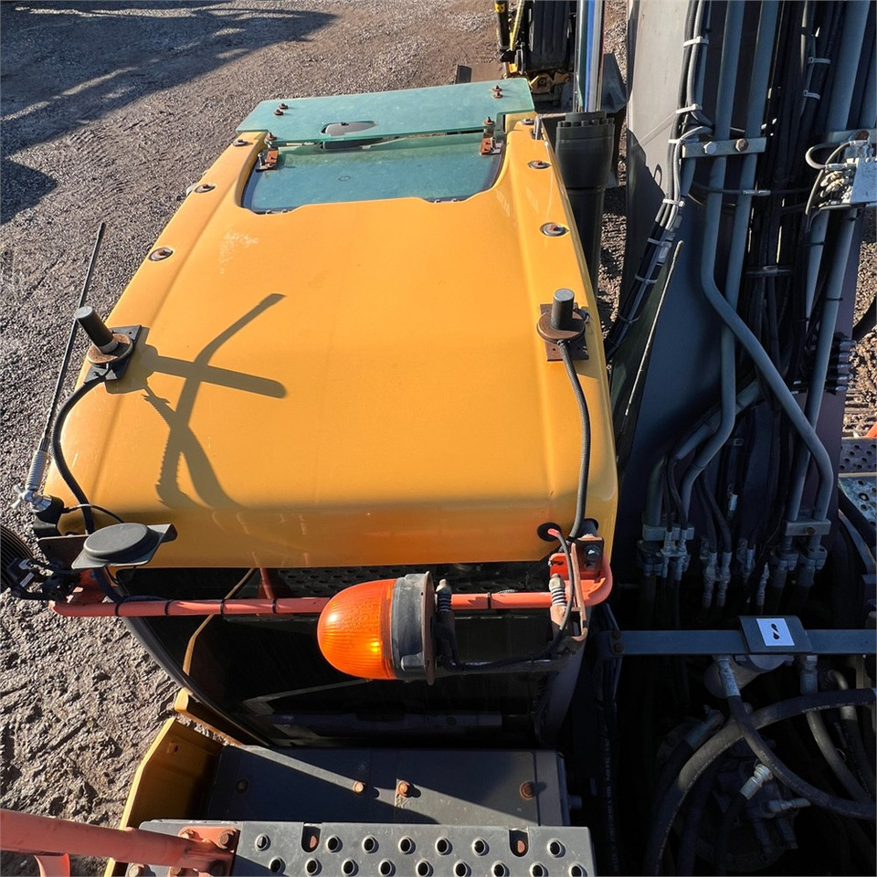 حفارات زحافة Volvo EC250 EL: صور 39