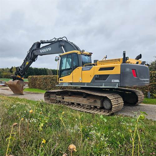 Volvo EC300 DL - حفارات زحافة: صور 1 Volvo EC300 DL - حفارات زحافة: صور 1