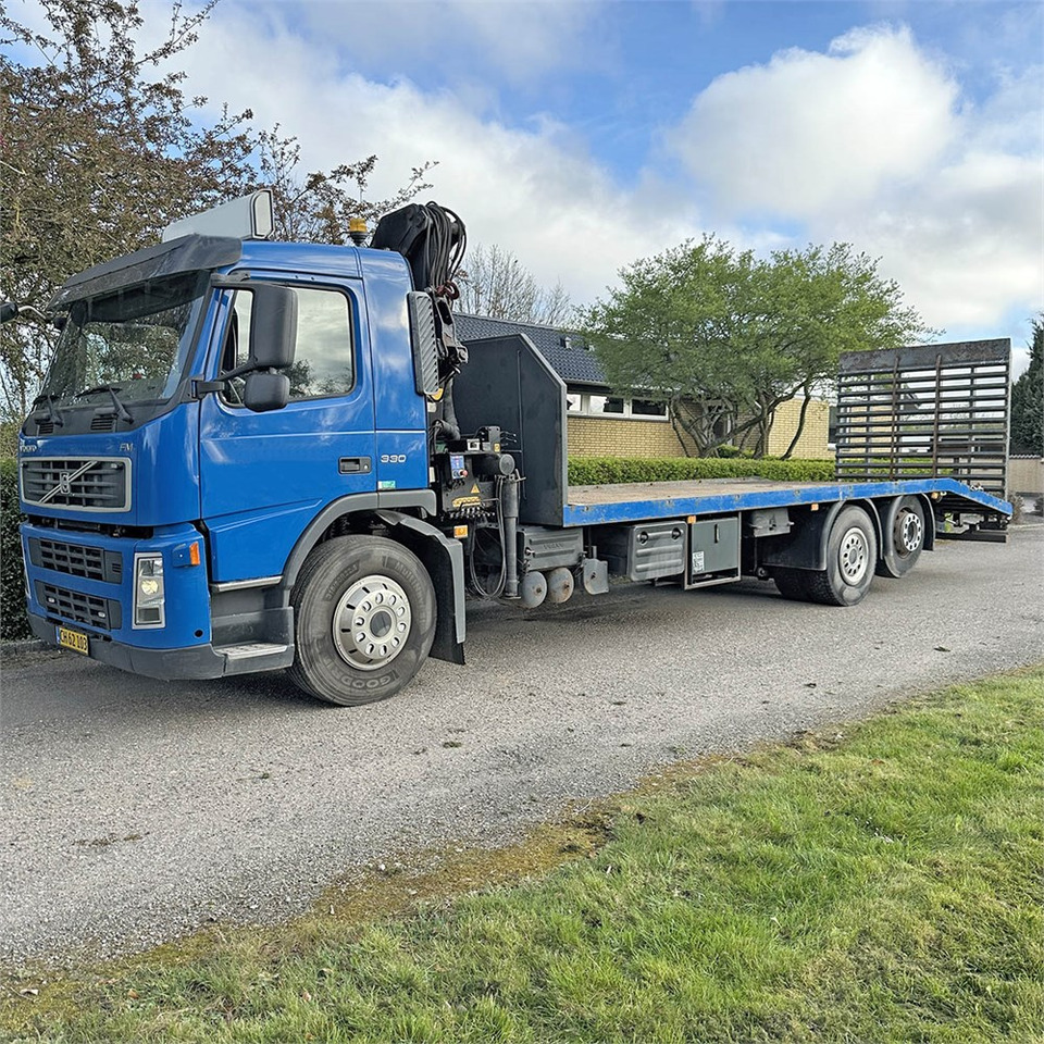 Volvo FM 330 6x2 - سيارة السحب للتصليح: صور 1 Volvo FM 330 6x2 - سيارة السحب للتصليح: صور 1