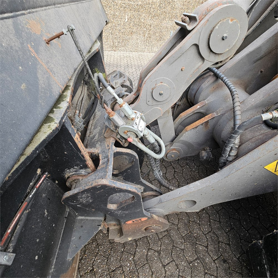 اللودر بعجل Volvo L150 G: صور 47