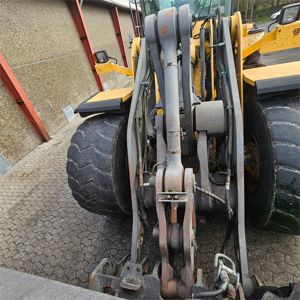 اللودر بعجل Volvo L150 G: صور 44