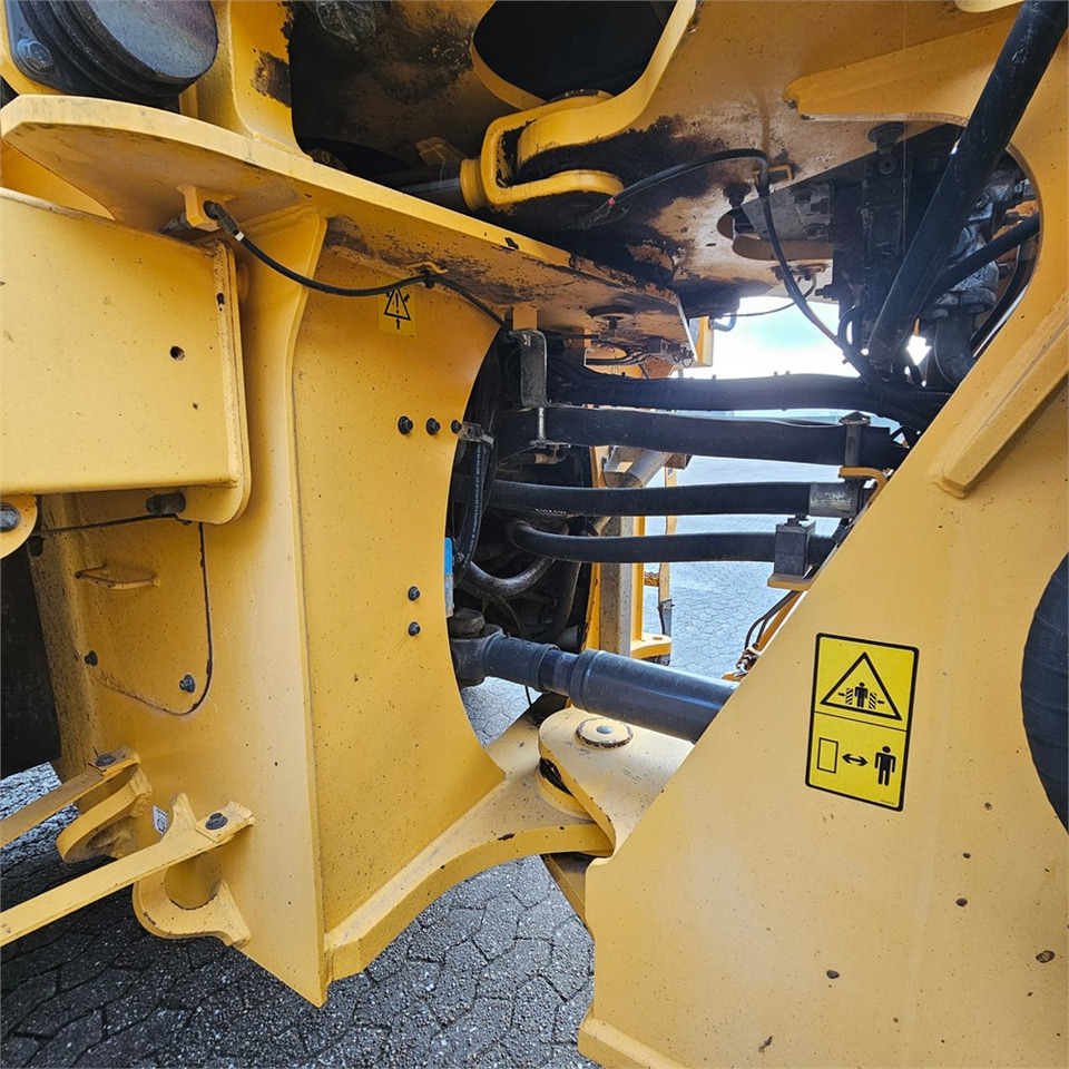 اللودر بعجل Volvo L150 G: صور 49