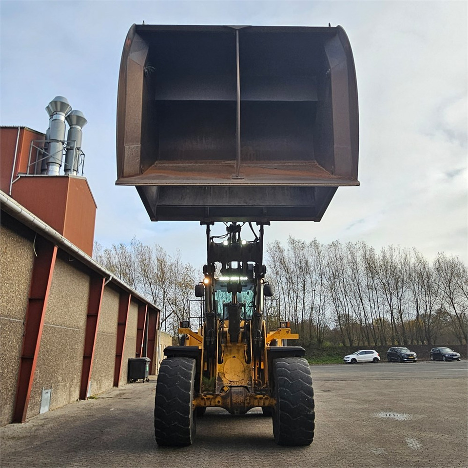 اللودر بعجل Volvo L150 G: صور 19