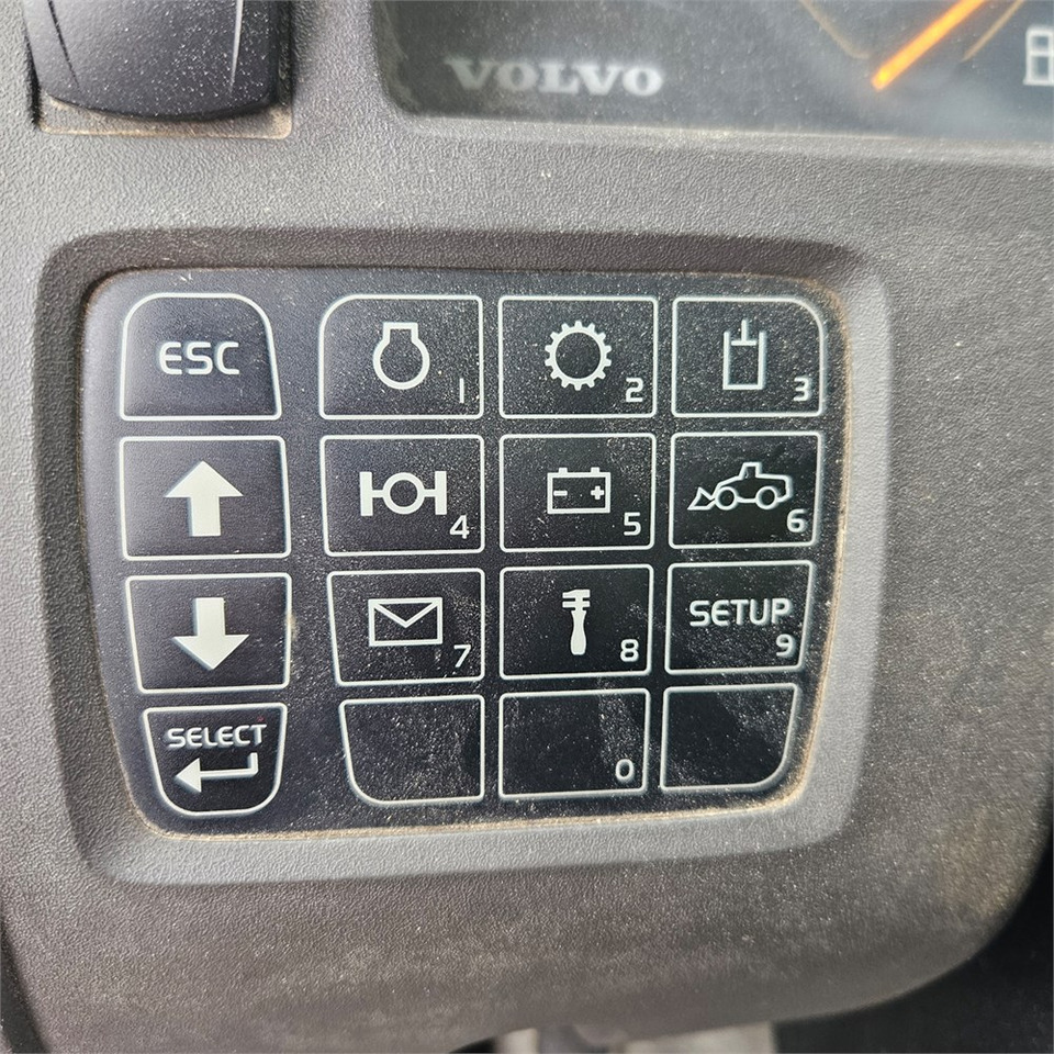 اللودر بعجل Volvo L150 G: صور 34