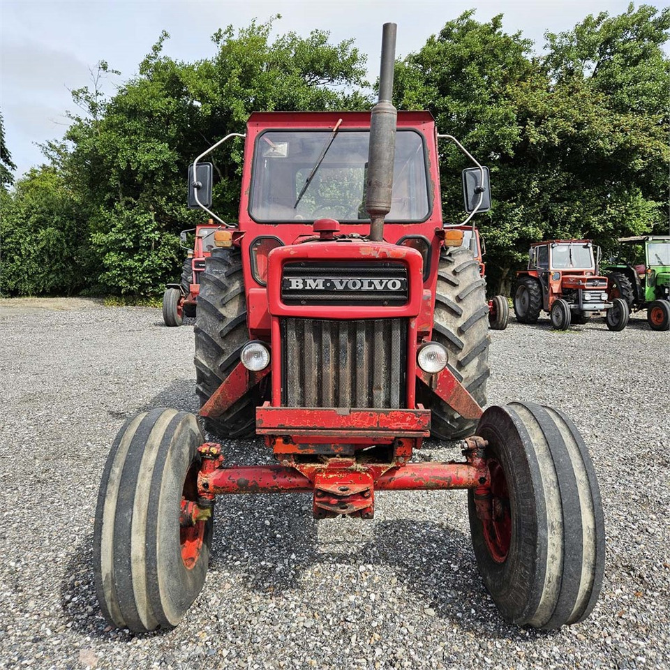 Volvo T800 B - جرار: صور 4 Volvo T800 B - جرار: صور 4