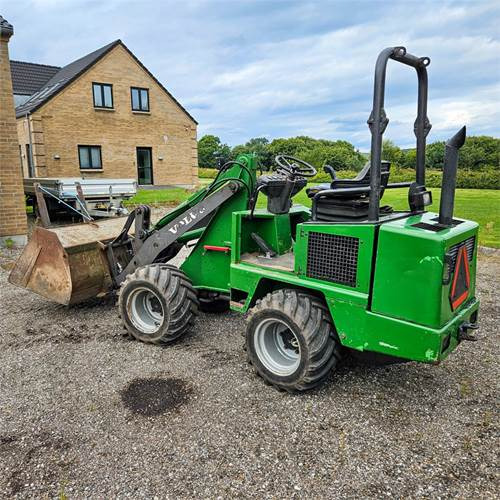 Volvo ZL302C - اللودر بعجل: صور 3 Volvo ZL302C - اللودر بعجل: صور 3