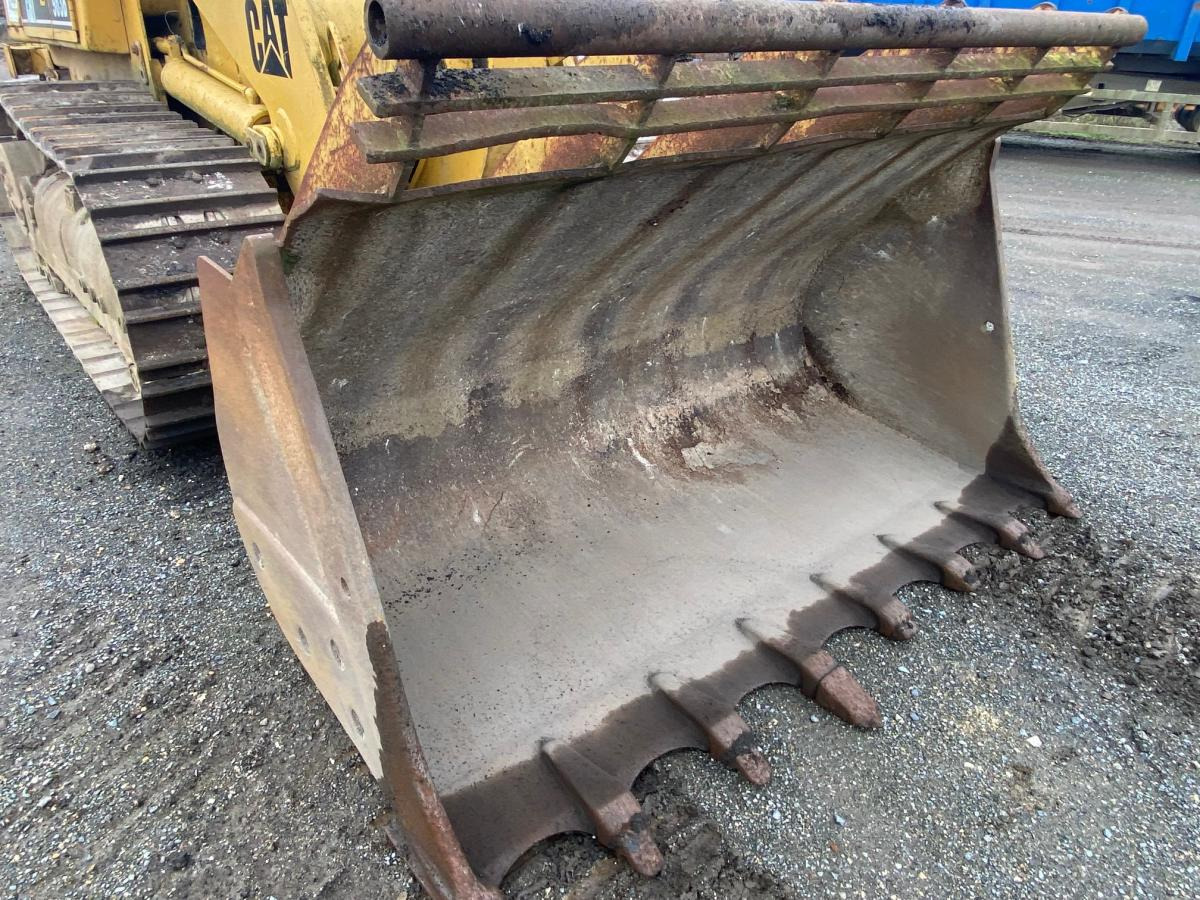 اللودر المجنزر Caterpillar 963B: صور 13