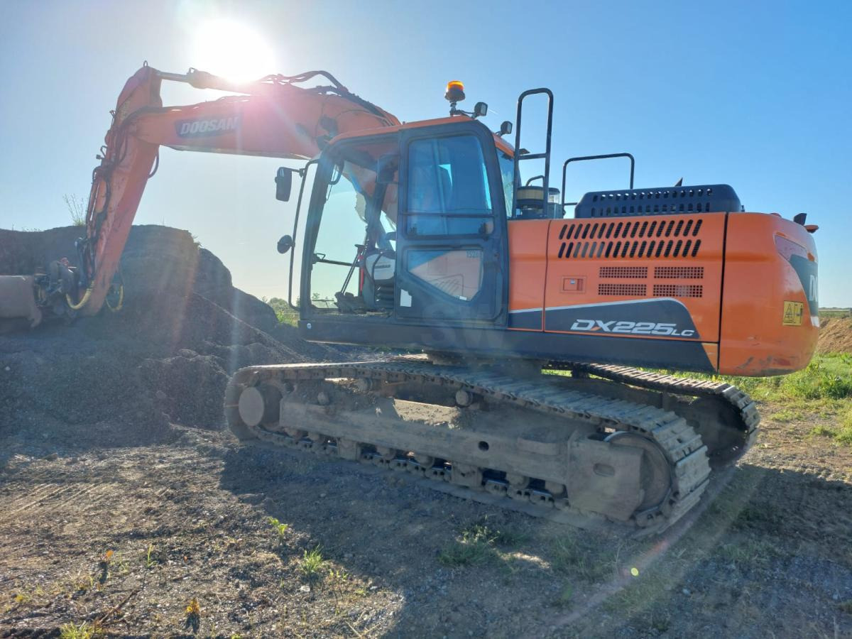 Doosan DX 225LC-5 - حفارات زحافة: صور 2 Doosan DX 225LC-5 - حفارات زحافة: صور 2