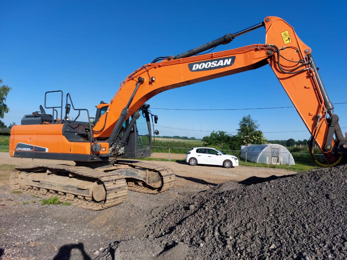 Doosan DX 225LC-5 - حفارات زحافة: صور 3 Doosan DX 225LC-5 - حفارات زحافة: صور 3
