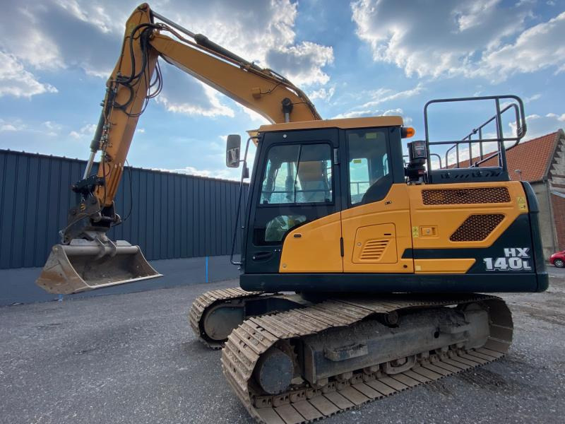 Hyundai HX 140L - حفارات زحافة: صور 1 Hyundai HX 140L - حفارات زحافة: صور 1