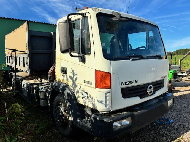Nissan ATLEON 150.25 - شاحنة ذات الخطاف, شاحنة كرين: صور 2 Nissan ATLEON 150.25 - شاحنة ذات الخطاف, شاحنة كرين: صور 2
