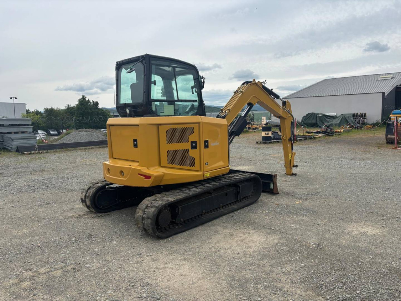 CAT 305 - حفارات زحافة: صور 4 CAT 305 - حفارات زحافة: صور 4