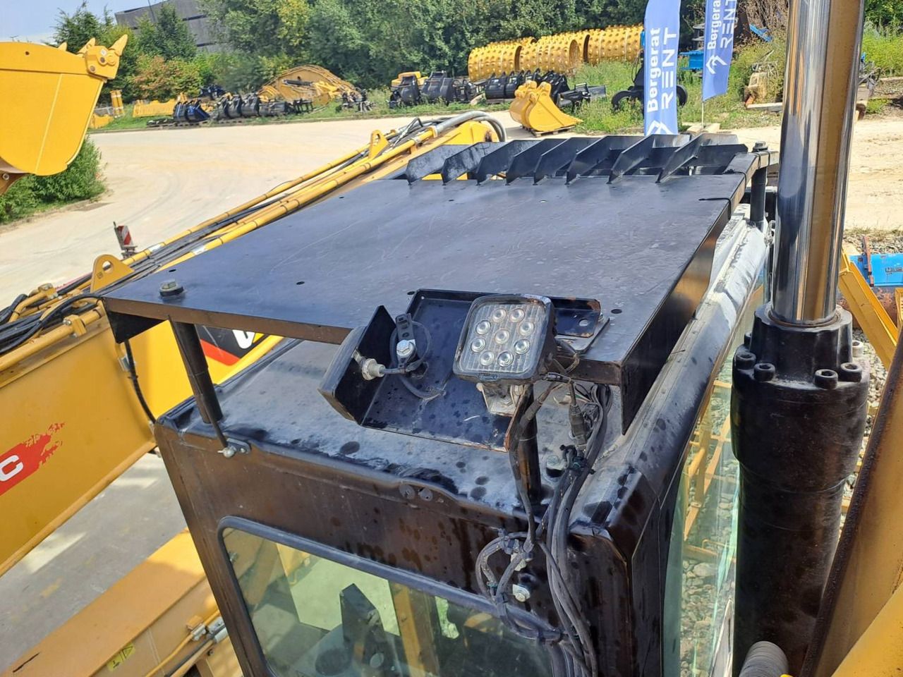 حفارات زحافة CAT 340F UHD: صور 21