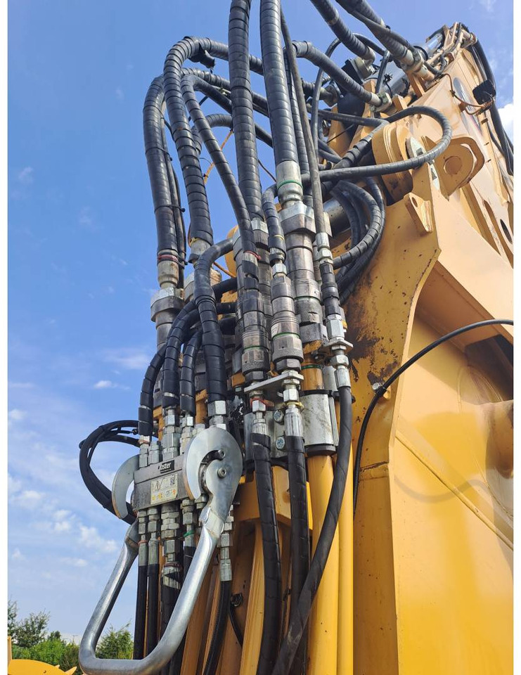 حفارات زحافة CAT 340F UHD: صور 17