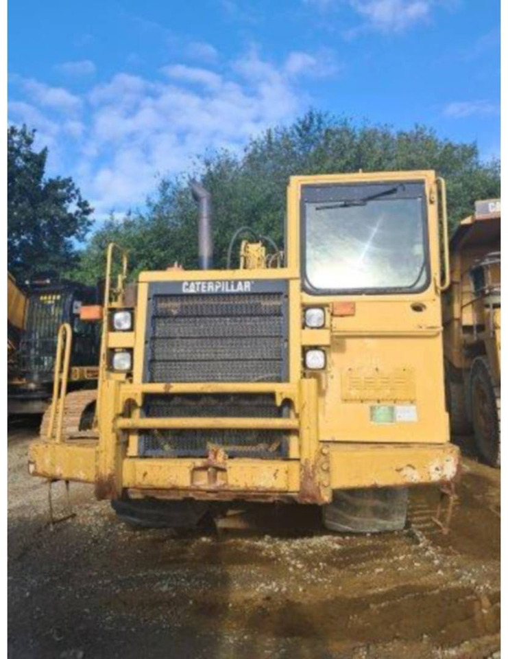 CAT 621F - ماكينات التسوية: صور 3 CAT 621F - ماكينات التسوية: صور 3