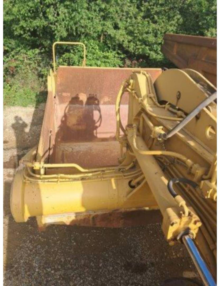 CAT 621F - ماكينات التسوية: صور 5 CAT 621F - ماكينات التسوية: صور 5