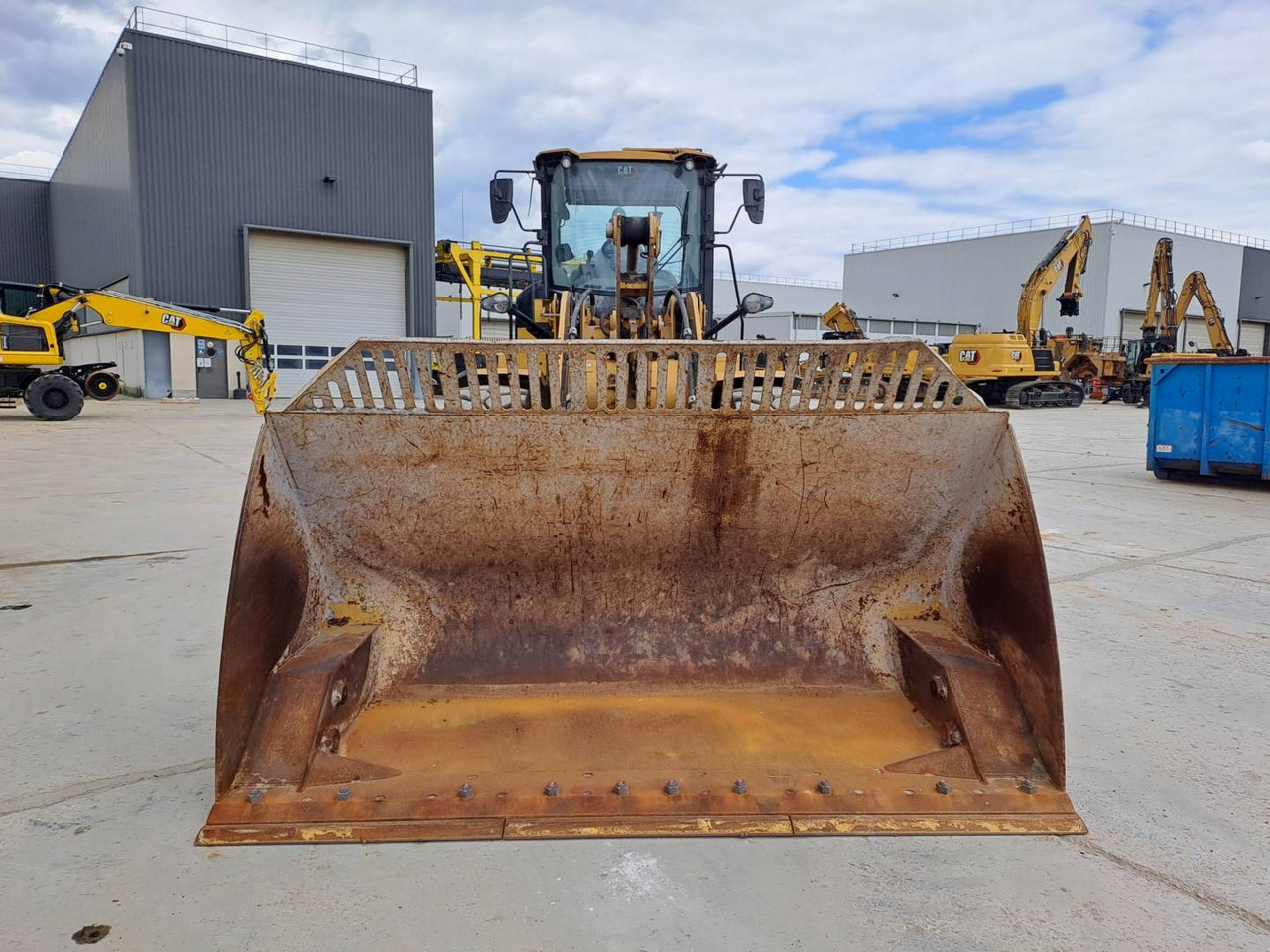 CAT 926M - اللودر بعجل: صور 3 CAT 926M - اللودر بعجل: صور 3