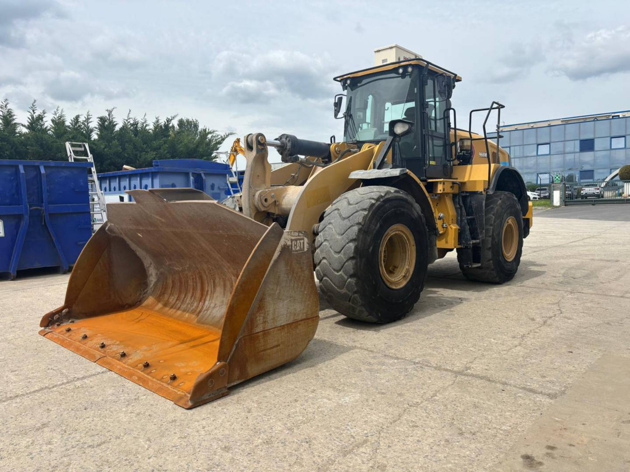 CAT 966M XE - اللودر بعجل: صور 2 CAT 966M XE - اللودر بعجل: صور 2
