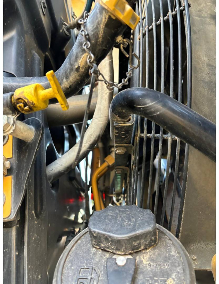 اللودر بعجل CAT 972K: صور 21