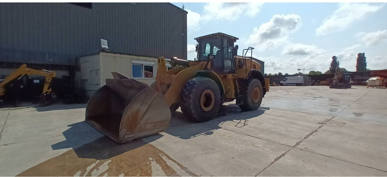 CAT 972M XE - اللودر بعجل: صور 1 CAT 972M XE - اللودر بعجل: صور 1