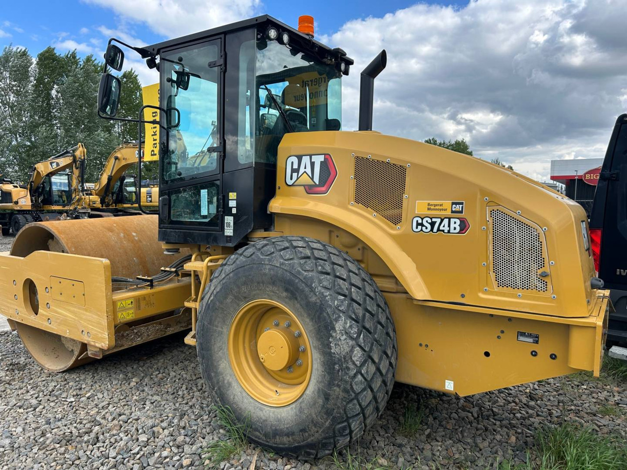 CAT CS74B 4F - مدماج: صور 4 CAT CS74B 4F - مدماج: صور 4